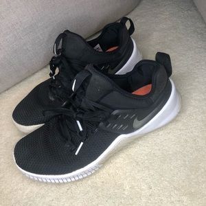 Nike Metcon Sneakers